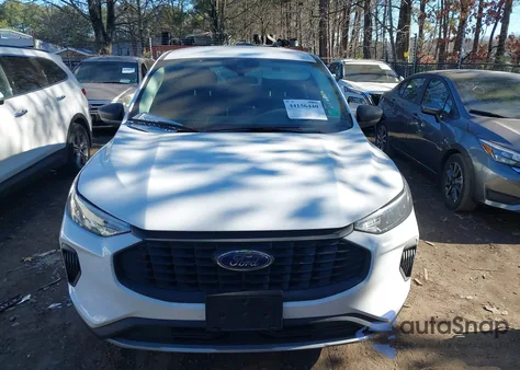 2023 Ford Escape z USA, uszkodzony, nr VIN 1FMCU0FN5PUA34504